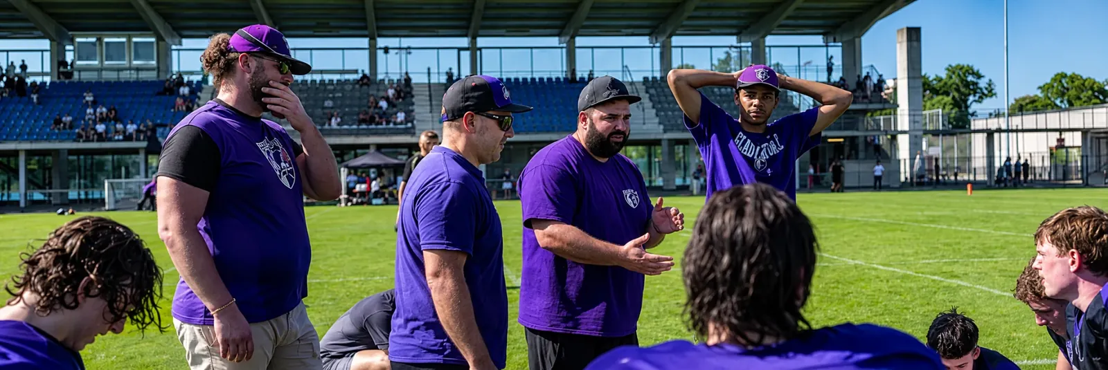 Trainerteam der Gladiators Basel am Spielfeldrand